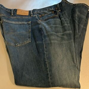 Polo Ralph Lauren Men denim jeans.  Hampton relaxed straight jeans size 42 x 32